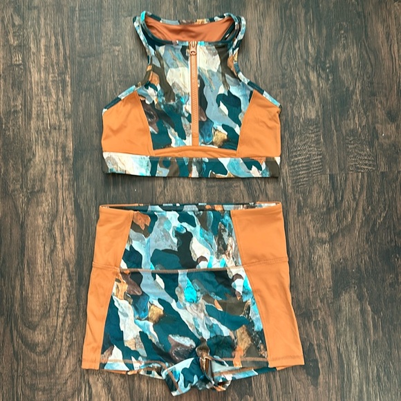 MOVING SALE! Fabletics High Waisted Swim Short in Paintbrush Camo/Sequoia - Picture 2 of 5